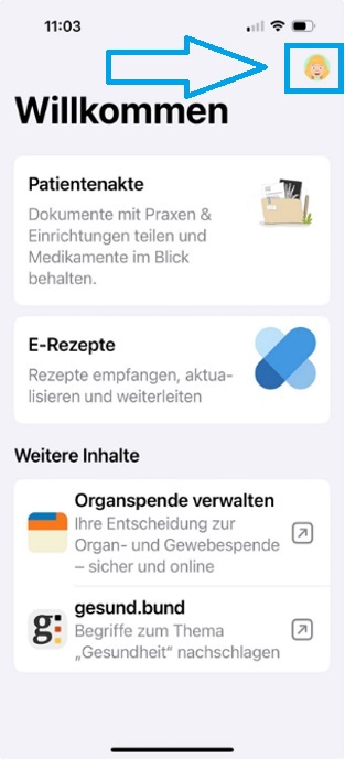 Auf dem Bildschirm eines Smartphones wird die epa-App mit Rubriken für Patientenakten, elektronische Verschreibungen, Organspendenmanagement und Gesundheitsterminologie angezeigt. Oben auf dem Bildschirm steht "Willkommen".